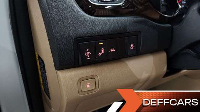 Kia CARNIVAL 9-Seater Noblesse купить на сайте DeffCars