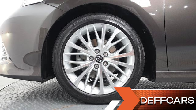 Toyota CAMRY 2.5 купить на сайте DeffCars