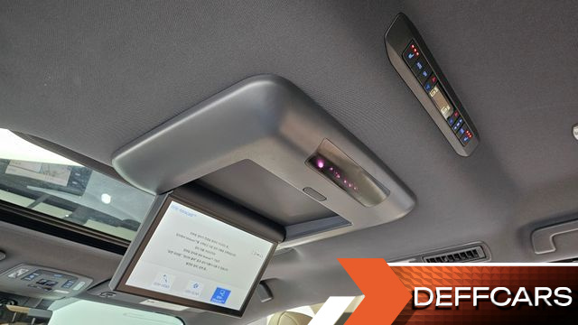 Toyota SIENNA 2.5 Hybrid 2WD купить на сайте DeffCars