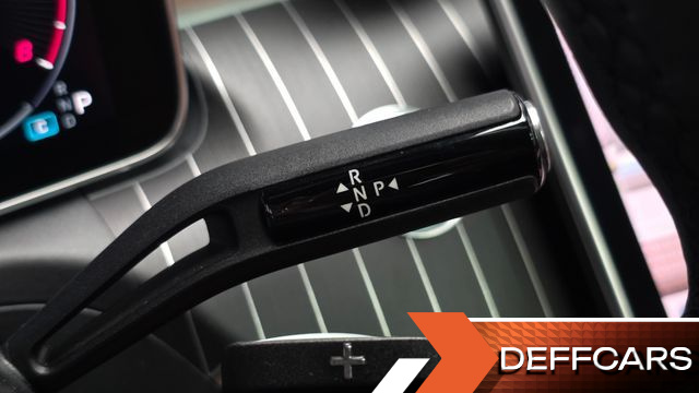 Mercedes C-CLASS C300 4MATIC Avantgarde купить на сайте DeffCars