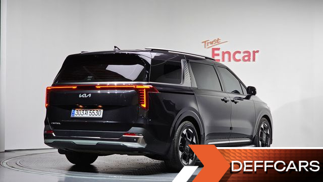 Kia CARNIVAL 7-Seater Signature купить на сайте DeffCars