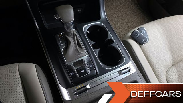 Kia CARNIVAL 9-Seater Prestige купить на сайте DeffCars