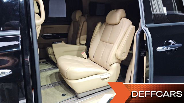 Kia CARNIVAL 9-Seater Hi-Limousine Noblesse Special купить на сайте DeffCars