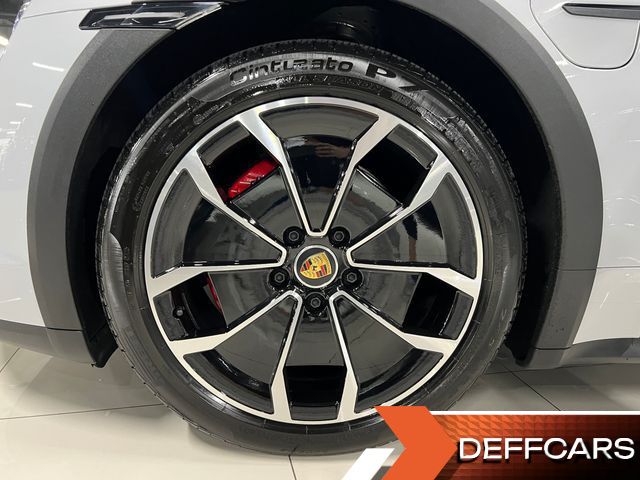 Porsche TAYCAN 4S Cross Turismo купить на сайте DeffCars
