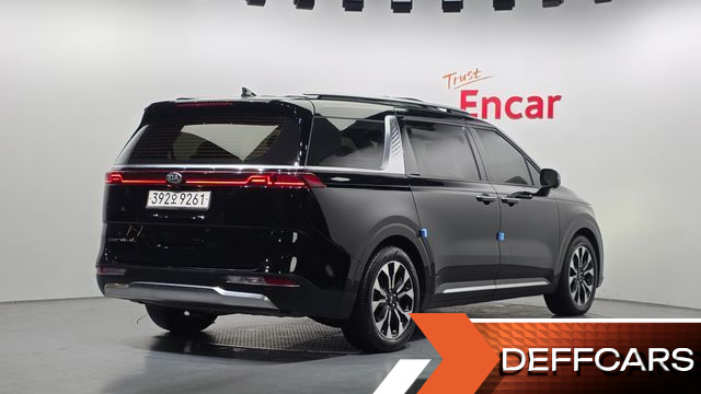 Kia CARNIVAL 9-Seater Signature купить на сайте DeffCars