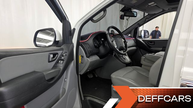 Hyundai STAREX 4WD Urban 9-Seater Premium Special купить на сайте DeffCars