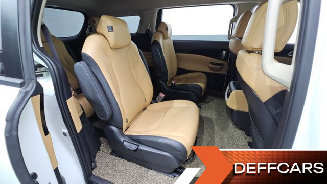Kia CARNIVAL Gasoline 9-Seater Prestige купить на сайте DeffCars