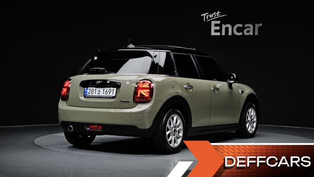 Mini COOPER 5Door HIGH 3rd купить на сайте DeffCars
