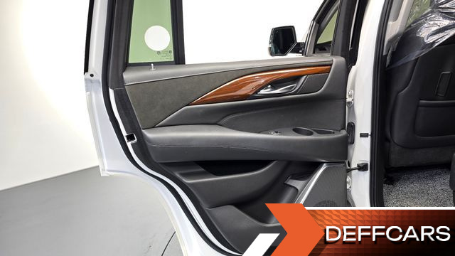 Cadillac ESCALADE 6.2 4th купить на сайте DeffCars