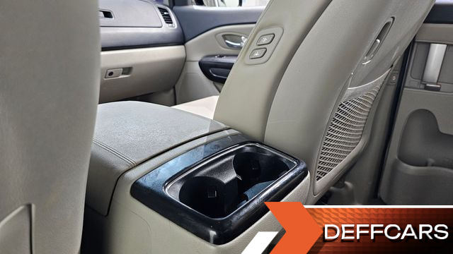 Kia CARNIVAL 9-Seater Prstige купить на сайте DeffCars