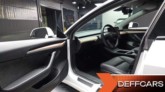 Tesla MODEL 3 Long Range AWD купить на сайте DeffCars