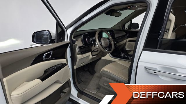 Kia CARNIVAL 7-Seater Noblesse купить на сайте DeffCars