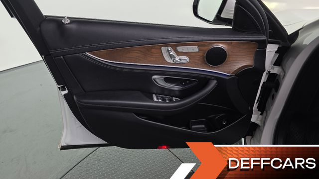 Mercedes E-CLASS E220d Exclusive купить на сайте DeffCars