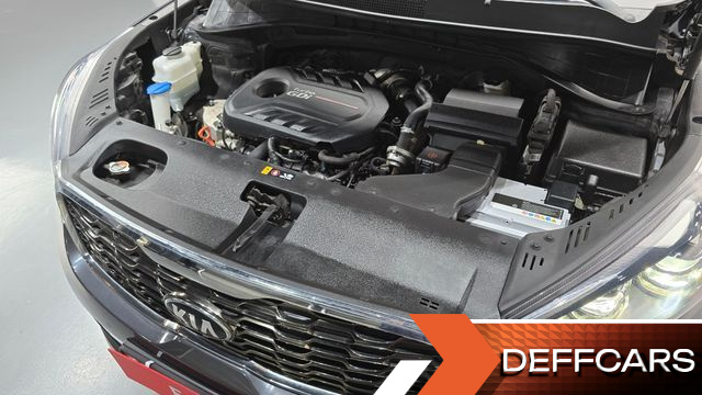 Kia SORENTO Gasoline 2.0 Turbo 2WD Master Special купить на сайте DeffCars