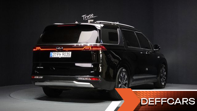 Kia CARNIVAL Gasoline 9-Seater Signature купить на сайте DeffCars