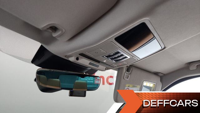 Land Rover DISCOVERY 3.0 TD6 HSE Luxury купить на сайте DeffCars