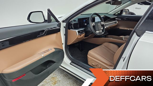 Hyundai GRANDEUR 2,5 Gasoline 2WD Premium купить на сайте DeffCars