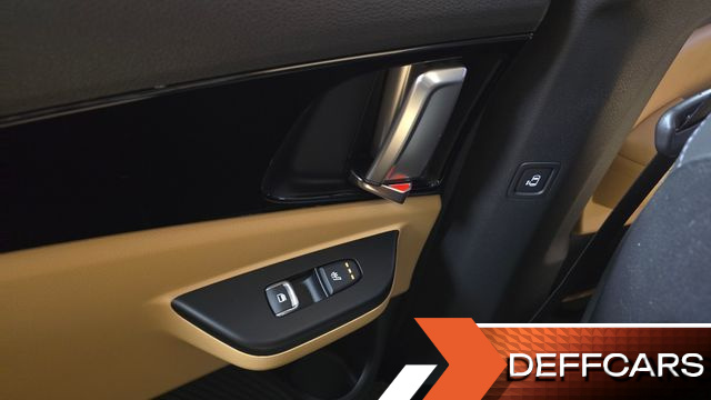 Kia CARNIVAL Gasoline 9-Seater Prestige купить на сайте DeffCars