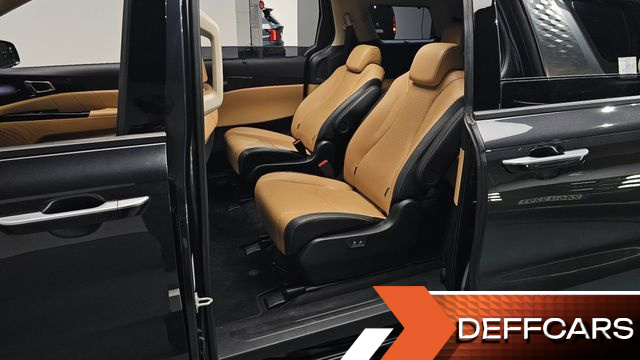 Kia CARNIVAL 9-Seater Signature купить на сайте DeffCars