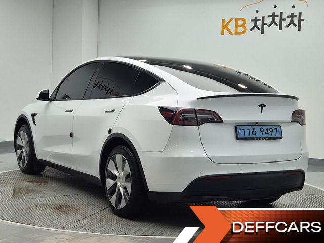 Tesla MODEL Y Standard Range RWD купить на сайте DeffCars
