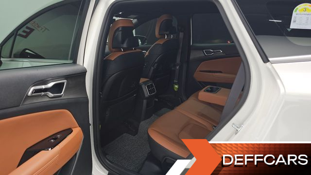 Kia SPORTAGE Gasoline 1.6 Turbo 2WD Signature купить на сайте DeffCars