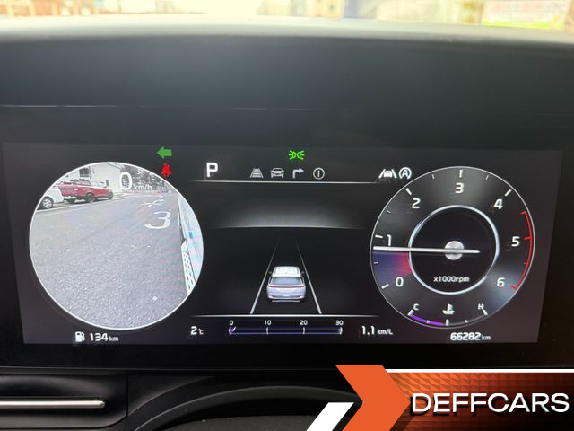 Kia CARNIVAL 9-Seater Signature купить на сайте DeffCars