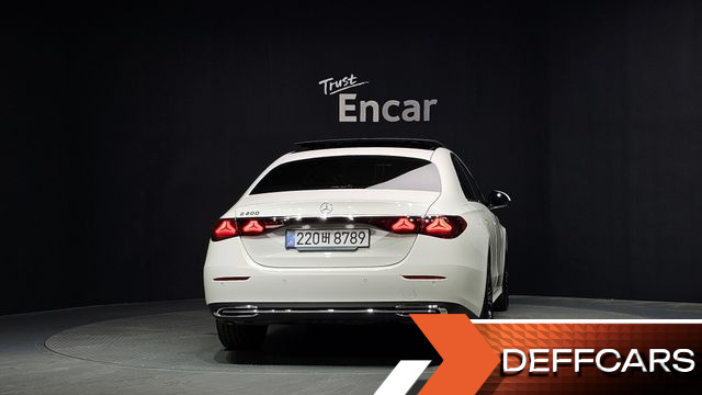 Mercedes E-CLASS E200 Avantgarde купить на сайте DeffCars