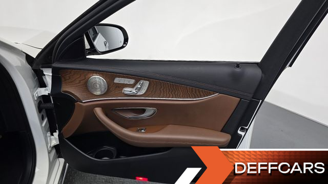Mercedes E-CLASS E220d 4MATIC Exclusive купить на сайте DeffCars
