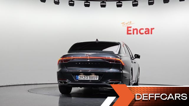Hyundai GRANDEUR 2.5 Calligraphy купить на сайте DeffCars