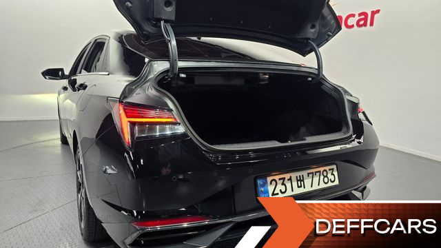 Hyundai AVANTE 1.6 Inspiration купить на сайте DeffCars
