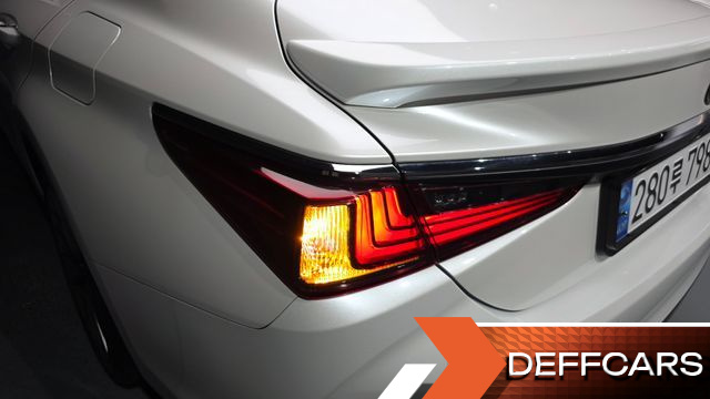 Lexus ES Luxury Plus купить на сайте DeffCars