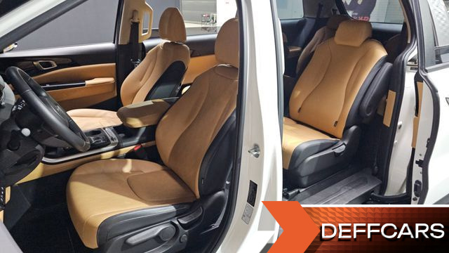 Kia CARNIVAL 9-Seater Prestige купить на сайте DeffCars