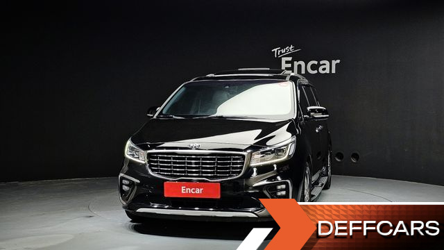 Kia CARNIVAL 9-Seater Noblesse Special купить на сайте DeffCars