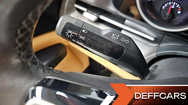 Kia CARNIVAL 9-Seater Prestige купить на сайте DeffCars