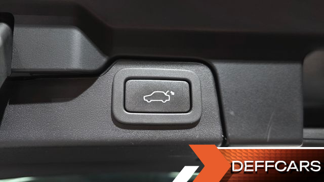 Land Rover RANGE ROVER EVOQUE 2.0 TD4 HSE купить на сайте DeffCars