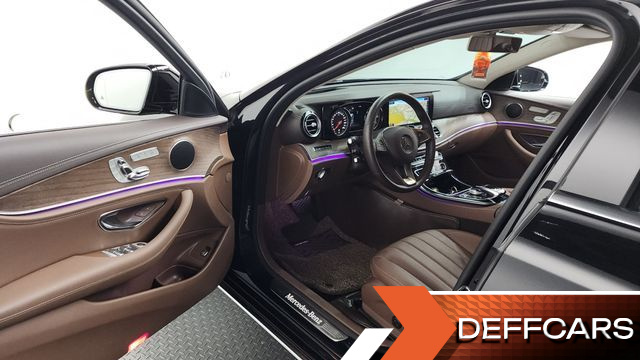 Mercedes E-CLASS E220d 4MATIC Exclusive купить на сайте DeffCars