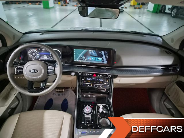 Kia CARNIVAL Gasoline 9-Seater Hi-Limousine Signature купить на сайте DeffCars