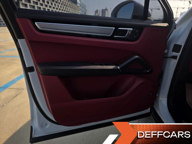 Porsche CAYENNE 3.0 COUPE PLATINUM EDITION купить на сайте DeffCars