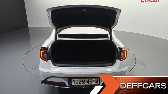 Hyundai SONATA 2.0 Premium Family купить на сайте DeffCars