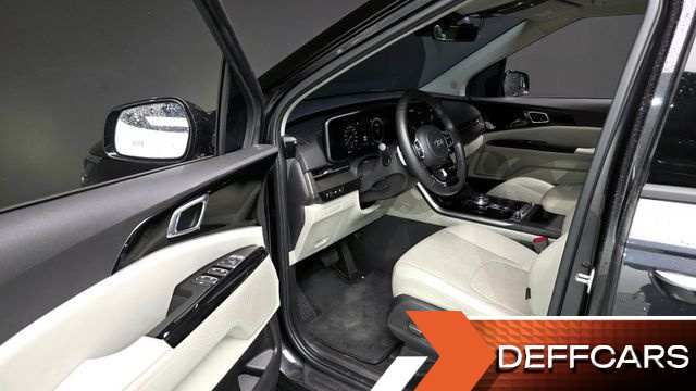 Kia CARNIVAL 9-Seater Noblesse купить на сайте DeffCars
