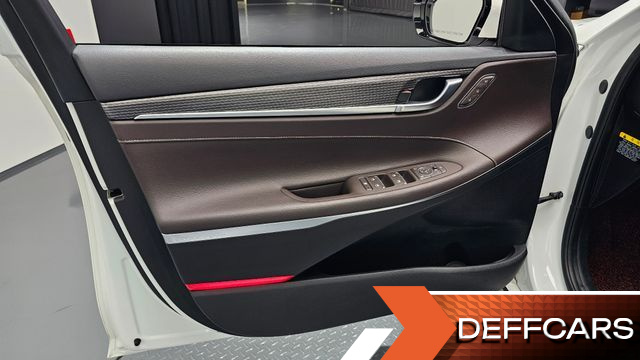 Hyundai GRANDEUR 2.4 Exclusive Special купить на сайте DeffCars