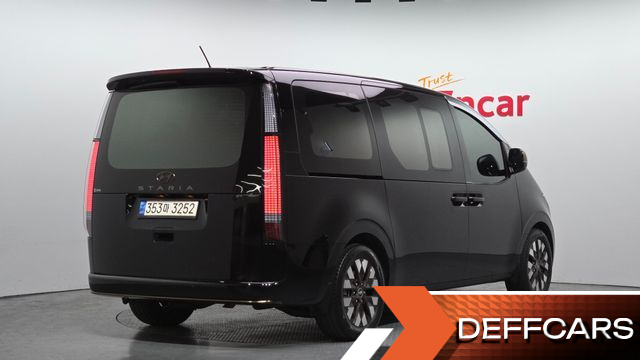 Hyundai STARIA Lounge 9-Seater Inspiration купить на сайте DeffCars