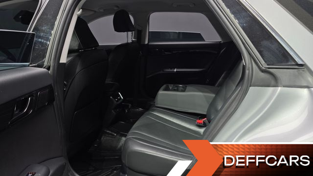 Hyundai GRANDEUR 3.5 LPG 2WD (Taxi) Deluxe купить на сайте DeffCars