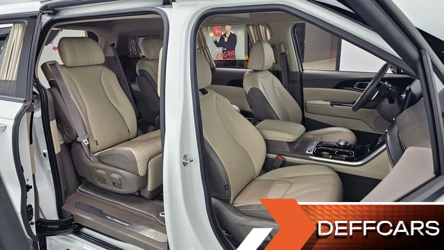 Kia CARNIVAL Gasoline 7-Seater Hi-Limousine Signature купить на сайте DeffCars