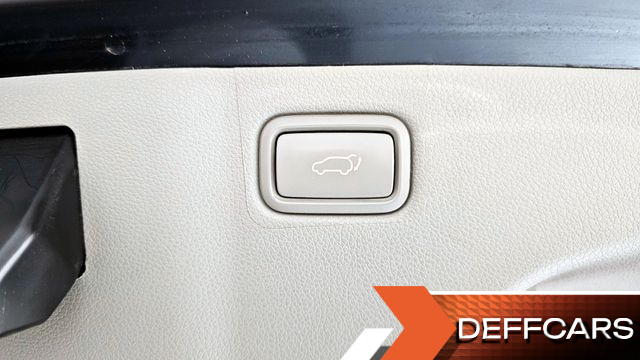 Kia CARNIVAL 9-Seater Noblesse Special купить на сайте DeffCars
