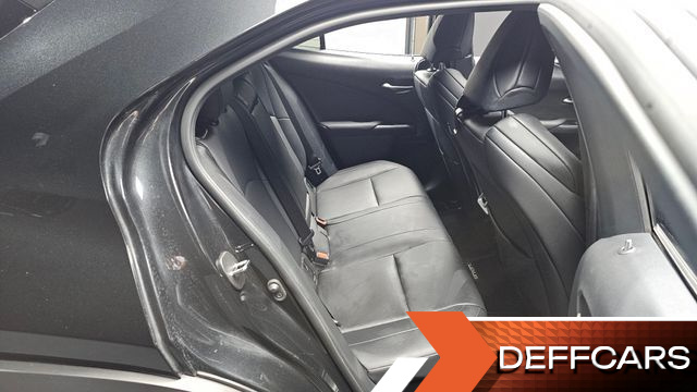 Lexus UX 2.0 F-Sport 2WD купить на сайте DeffCars
