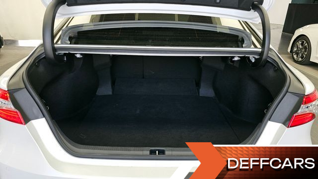 Toyota CAMRY 2.5 купить на сайте DeffCars