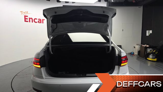 Volkswagen JETTA 1.4 TSI Prestige купить на сайте DeffCars