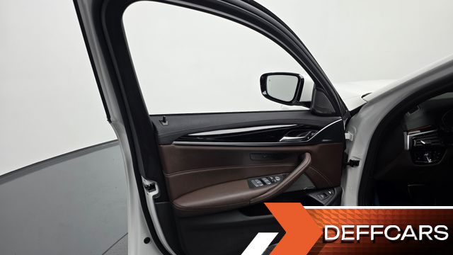 BMW 5-SERIES 530e M Sport купить на сайте DeffCars
