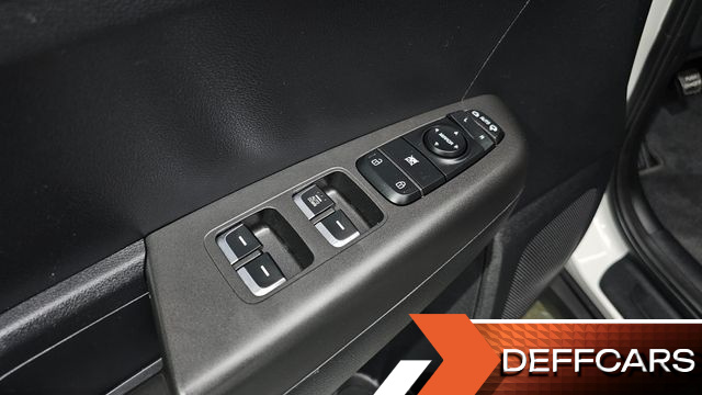 Kia SPORTAGE Diesel 2.0 4WD Luxury купить на сайте DeffCars